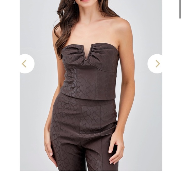 Strapless leather top. So so cute and fits so nicely - Picture 2 of 5